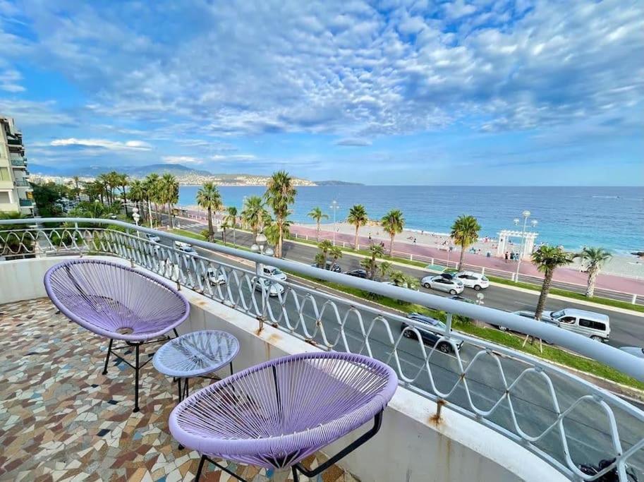 Beach Front, Superbe Appartement Pour 4 Personnes Nice Exteriér fotografie