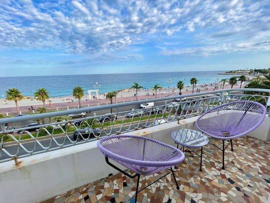 Beach Front, Superbe Appartement Pour 4 Personnes Nice Exteriér fotografie
