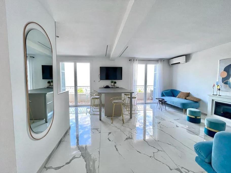 Beach Front, Superbe Appartement Pour 4 Personnes Nice Exteriér fotografie