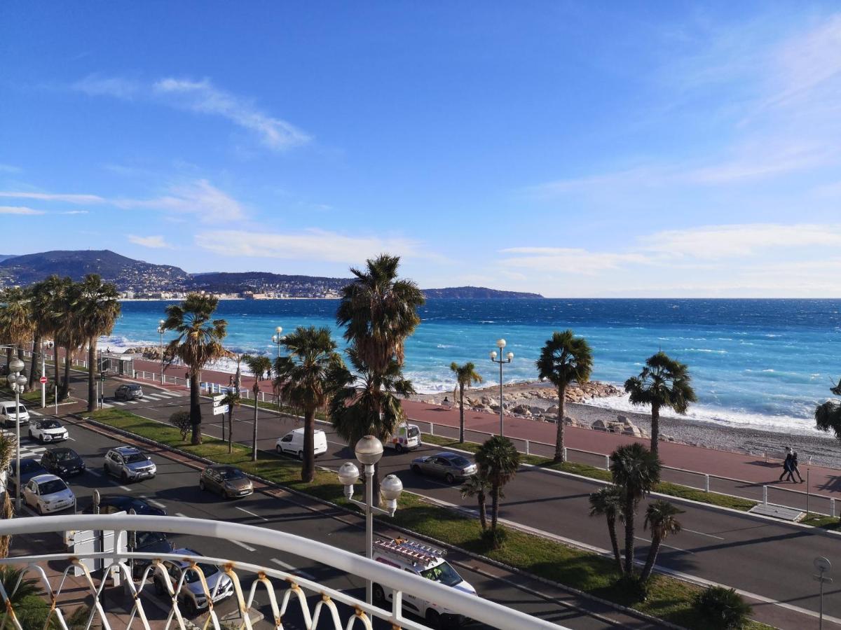 Beach Front, Superbe Appartement Pour 4 Personnes Nice Exteriér fotografie